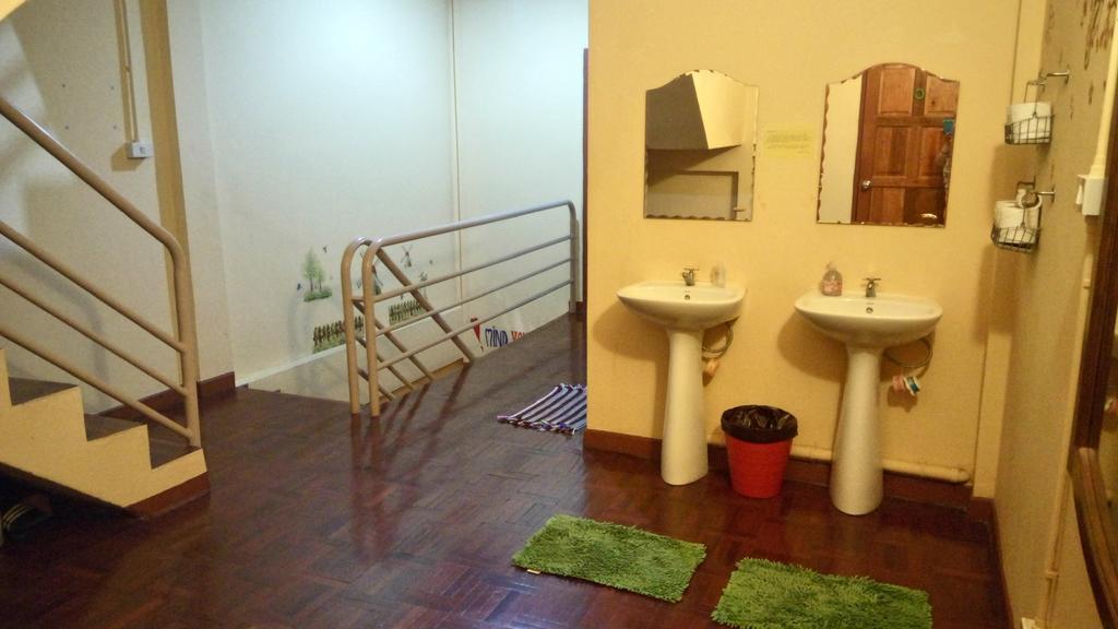 Pm Guesthouse เชียงใหม่ ภายนอก รูปภาพ
