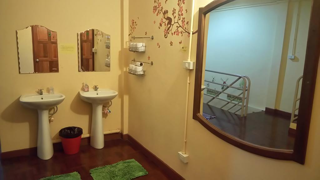 Pm Guesthouse เชียงใหม่ ภายนอก รูปภาพ